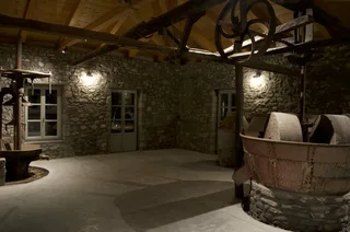 Tombazis Estate, Galatas